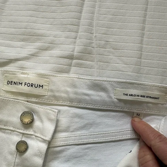 NWOT Denim Forum Arlo High Rise Straight Jeans White size 32 - Picture 9 of 13